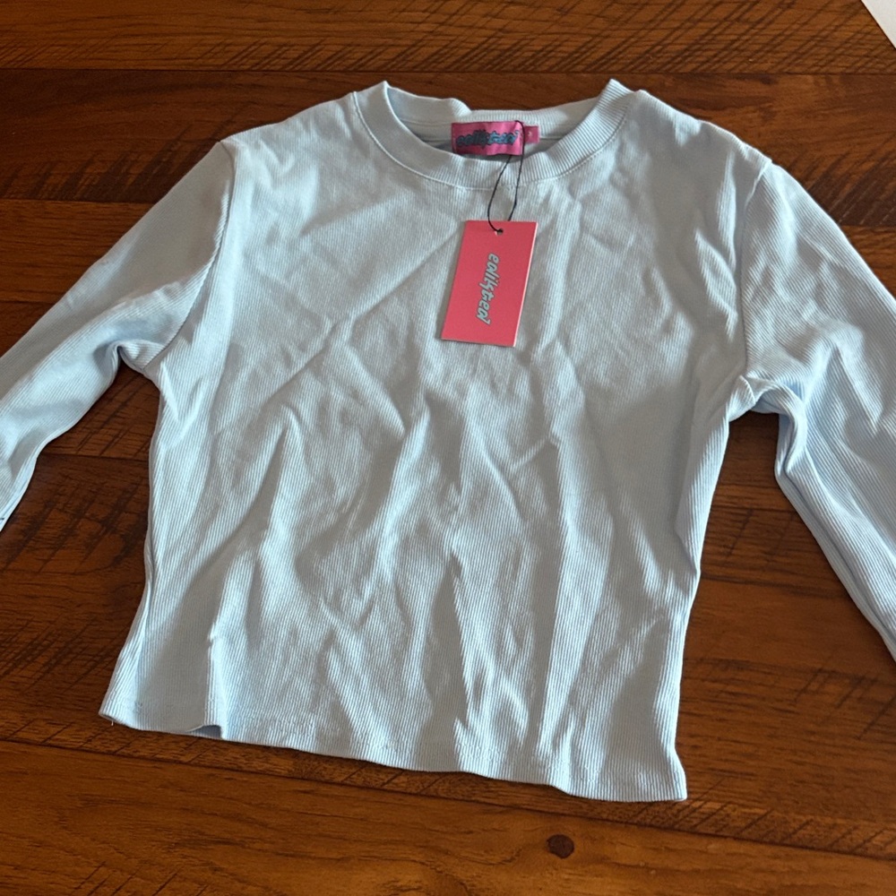 edikted light blue long sleeve, size m, NWT , perfect condition
